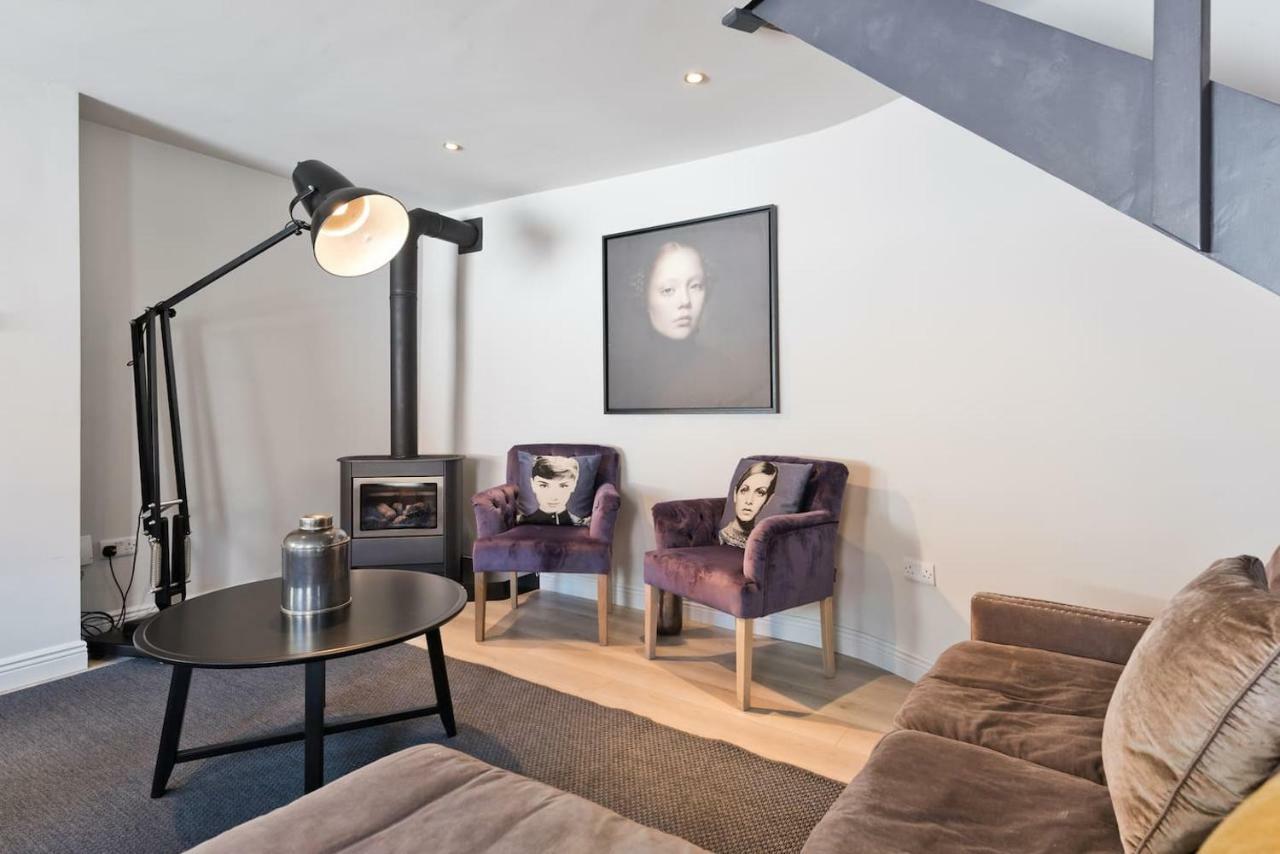 The Edge Suite - Hiphipstay Dublin Exterior photo