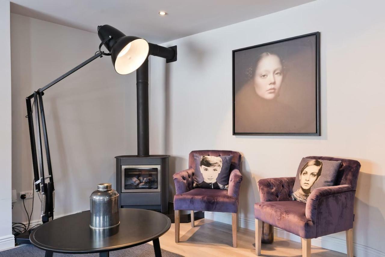 The Edge Suite - Hiphipstay Dublin Exterior photo